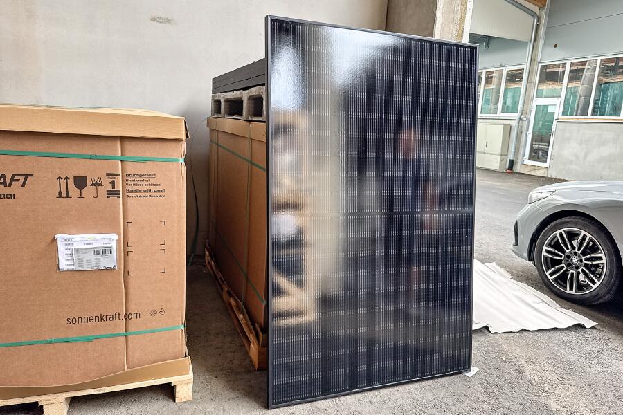 26 PV Paneele Sonnenkraft KPV GME 440 Wp